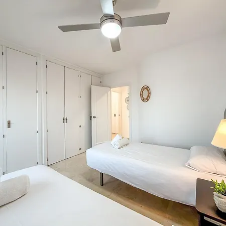 Hanami Puerto Paraiso 5-5 Апартаменты Эстепона