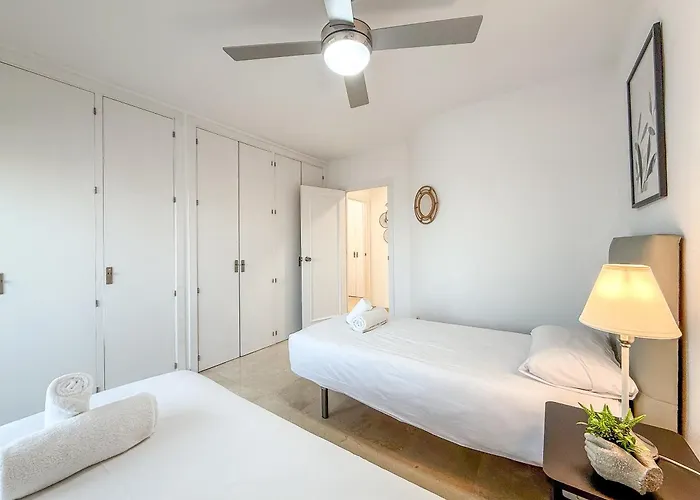 Hanami Puerto Paraiso 5-5 Appartement Estepona